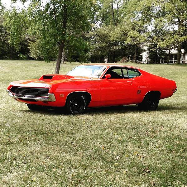 Ford Torino drag race hot rod