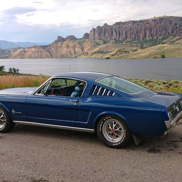 Ford Mustang hot rod